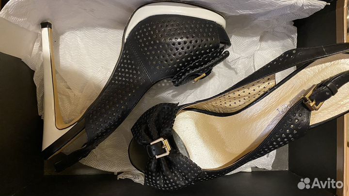 Обувь женская