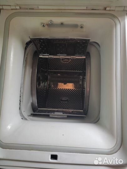 Стиральная машинка с вертикальной загрузкой