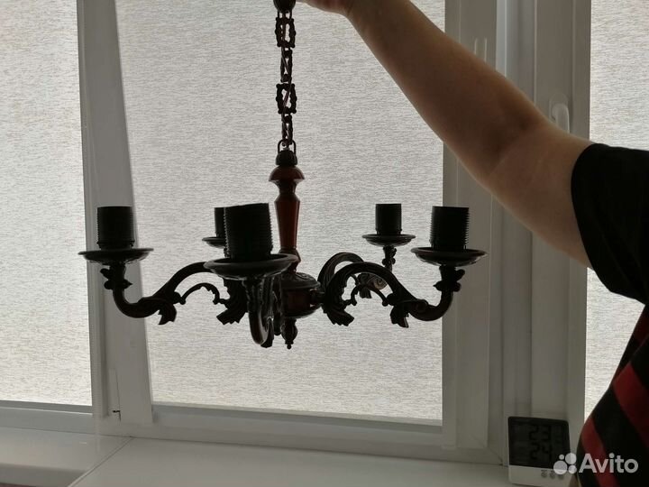 Люстра 5ти рожковая с плафонами