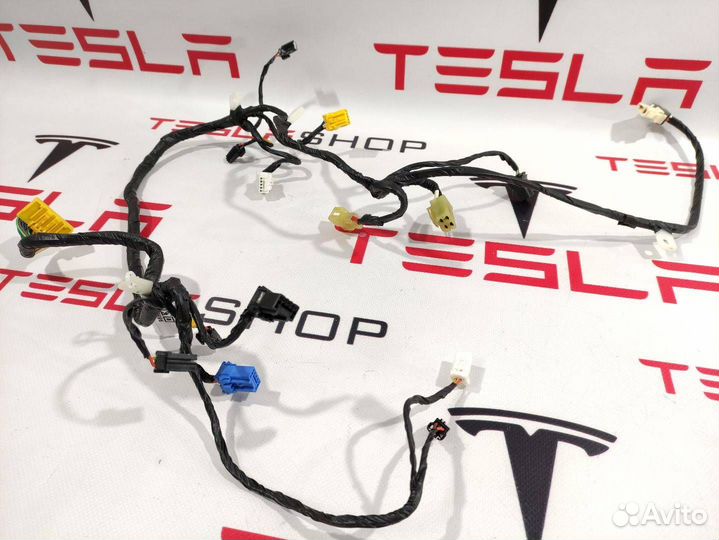 Электропроводка печки Tesla Model S рест. 2018