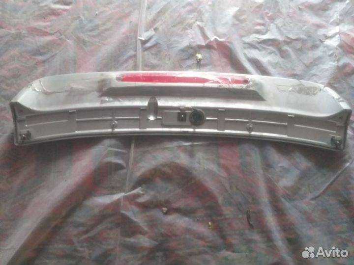 Спойлер на toyota corolla fielder 2004 г