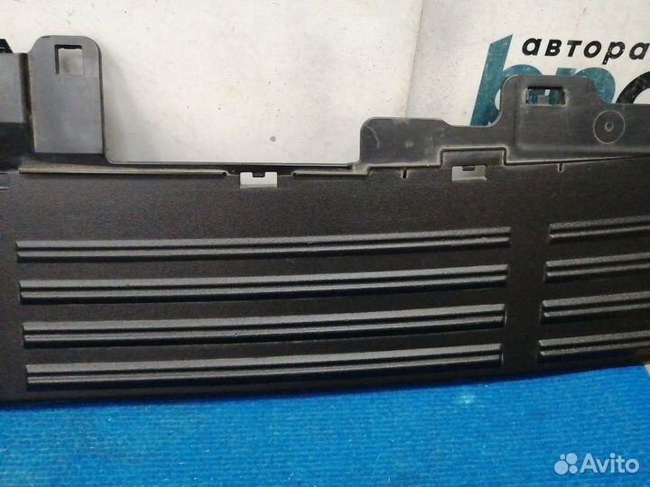 Накладка заднего бампера 52162-60100 Lexus GX460