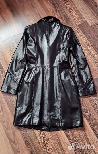 Кожаный плащ женский