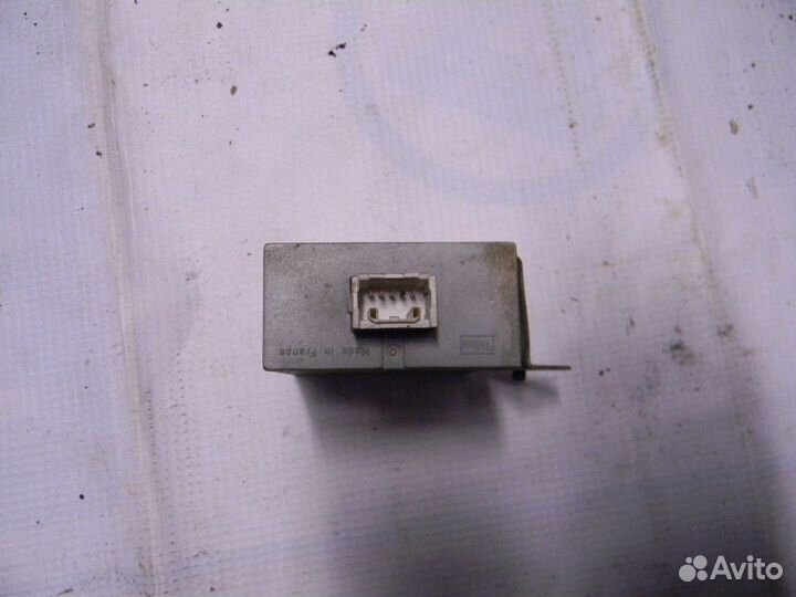 Блок электронный Corolla E12 2001-2006