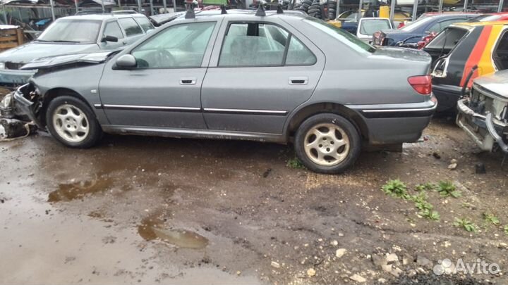Peugeot 406 в разборе