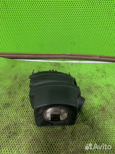 Кожух подрулевой Peugeot 308