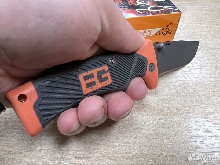 Складной нож для выживания Gerber Bear