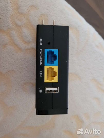 Wifi роутер Netgear Trek PR2000