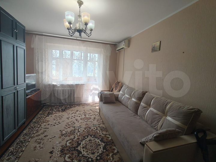 2-к. квартира, 52 м², 3/9 эт.