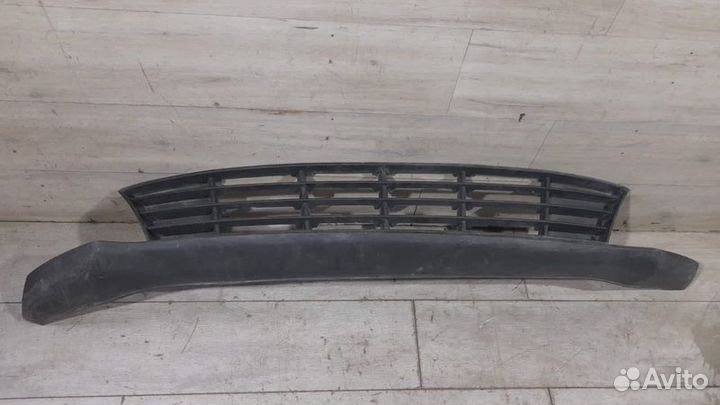 Губа переднего бампера передняя Kia Rio 4 С 2020