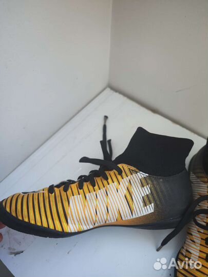Футзалки nike mercurial 33 размер