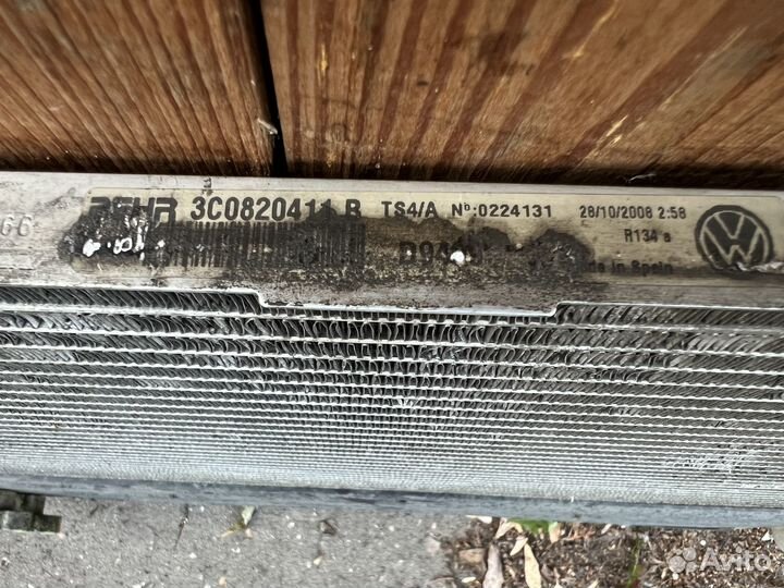 Коллектор впускной VW Passat B6 1.8 TSI