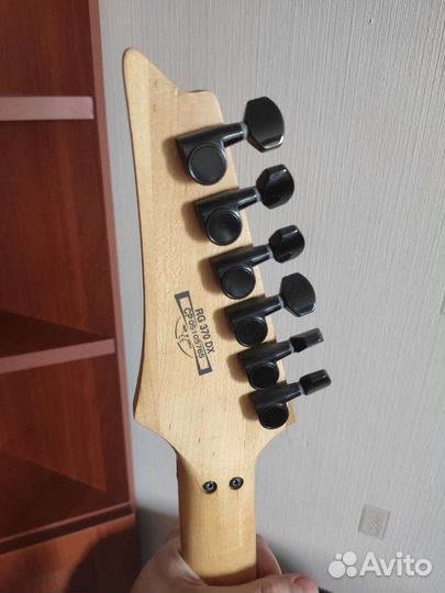 Электро гитара