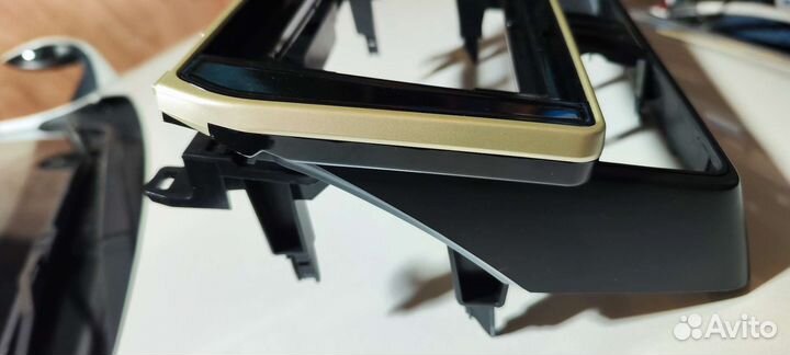 Рамка для андроид на Прадо 150