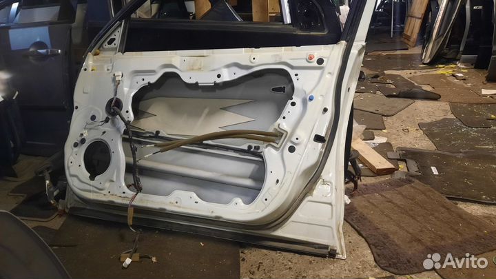 Передняя Правая Дверь на Nissan Teana J32 Разбор