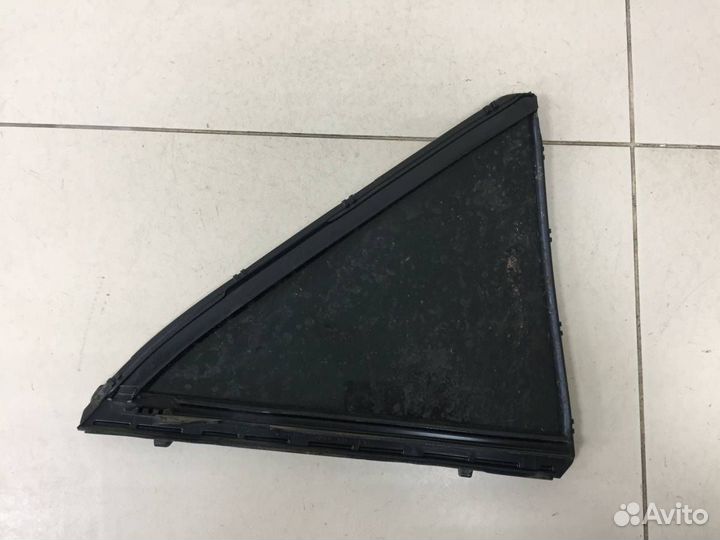 Стекло двери задней левой Toyota Camry V50 2011-20