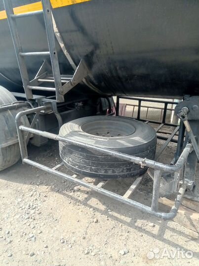 Полуприцеп пищевая цистерна Kassbohrer TANKAUFLIEGER, 1994