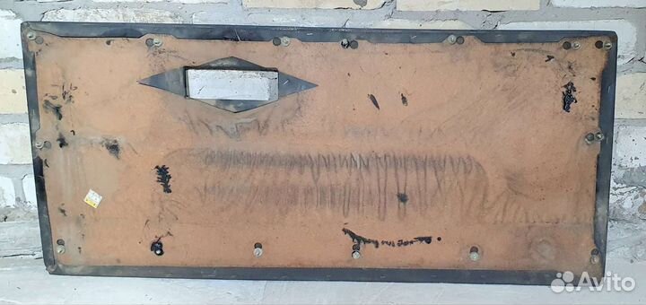 Обшивка двери багажника Hyundai Galloper