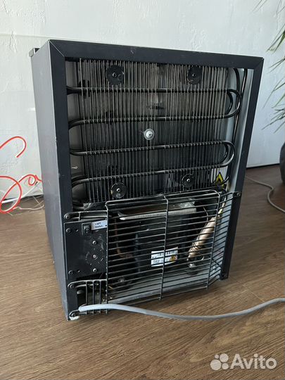 Барный холодильник Tefcold