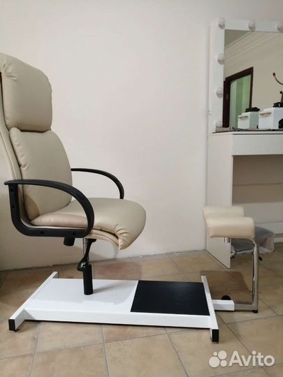 Кресло для педикюра бу