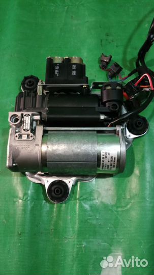 Компрессор подвески BMW 7 E65 745i 4,4л 4430200111