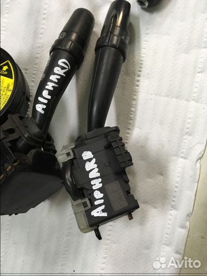 Подрулевой переключатель Toyota