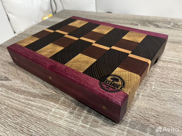 Торцевая разделочная доска из дерева