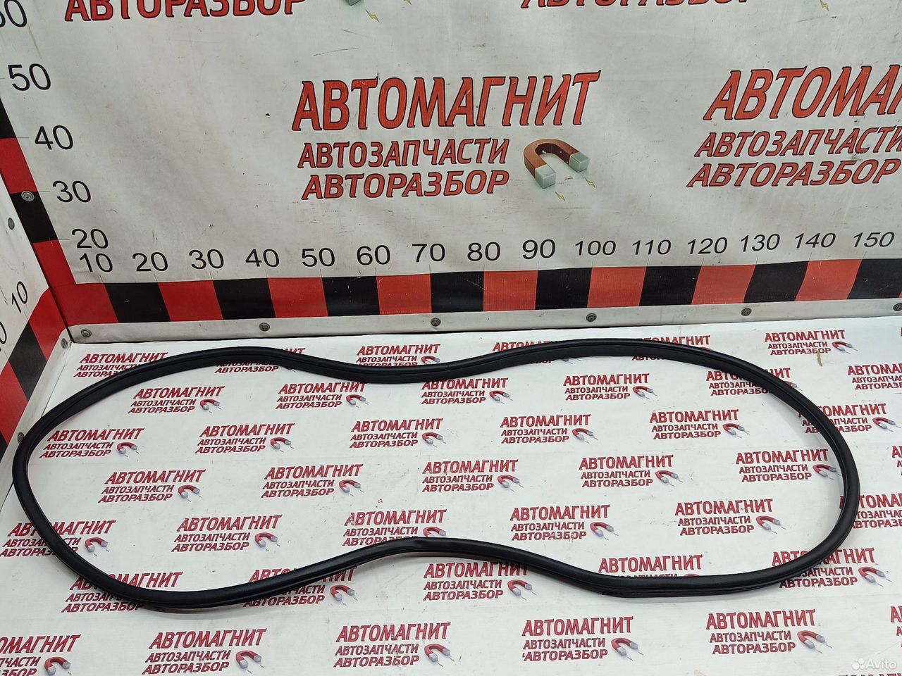 Уплотнитель двери передней правой Changan UNI-V