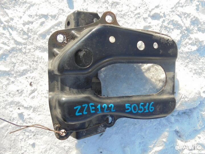 Подставка под аккумулятор Toyota Corolla Spacio