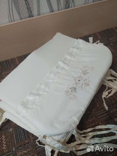 Бортики в детскую кроватку