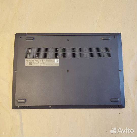 Ноутбук Lenovo Ryzen 5 / 6 ядер / 8 гб / 256 гб