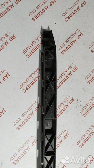 Усилитель бампера передний Audi A6 C7 седан 2.8