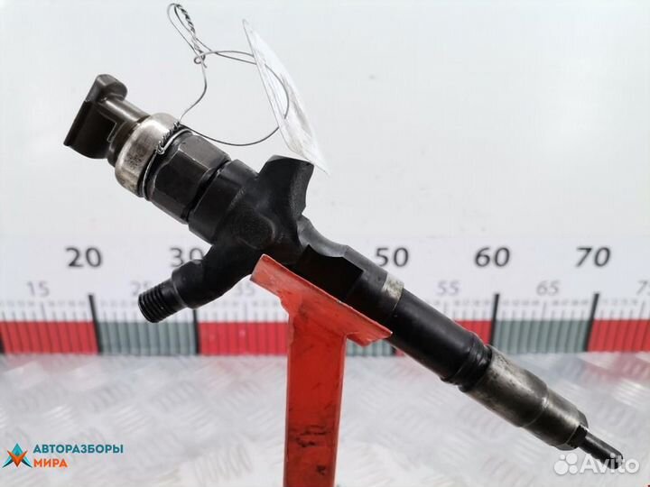 Форсунка Toyota Hilux 7 2008 2367039316