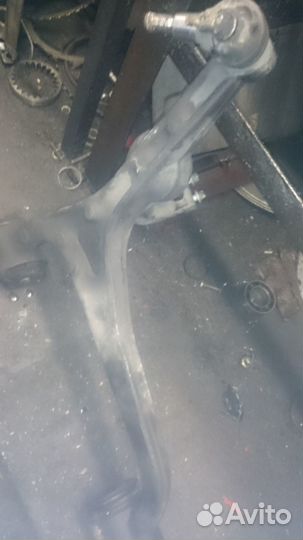 Рычаг Мерседес 2203307407