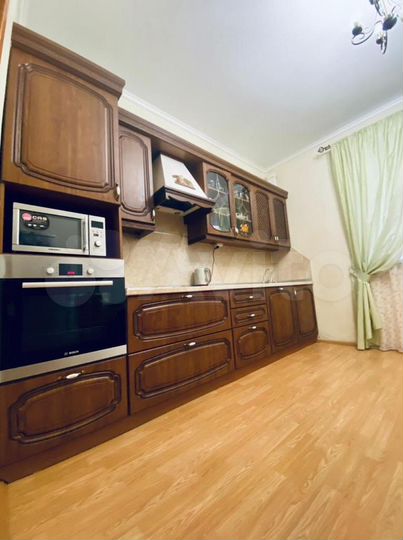 Коттедж 240 м² на участке 10 сот.