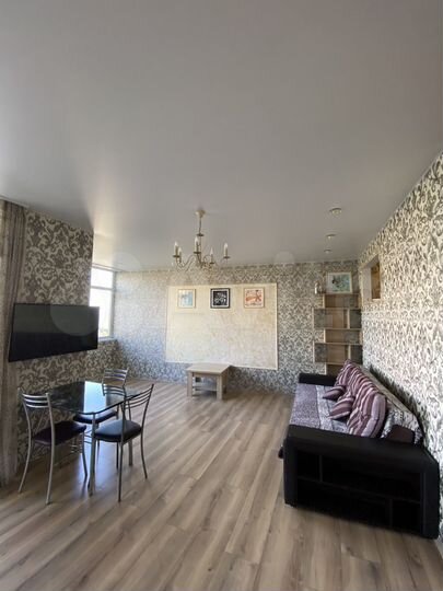 2-к. квартира, 50 м², 10/21 эт.