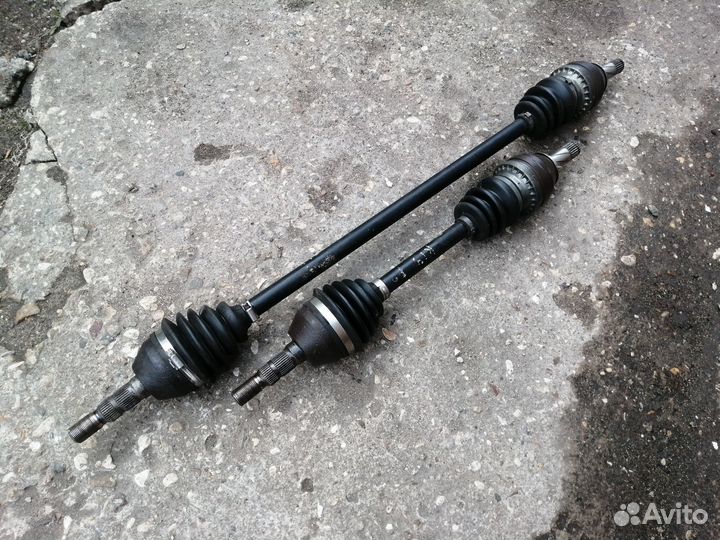 Привод передний Opel Astra H МКПП 1.6л