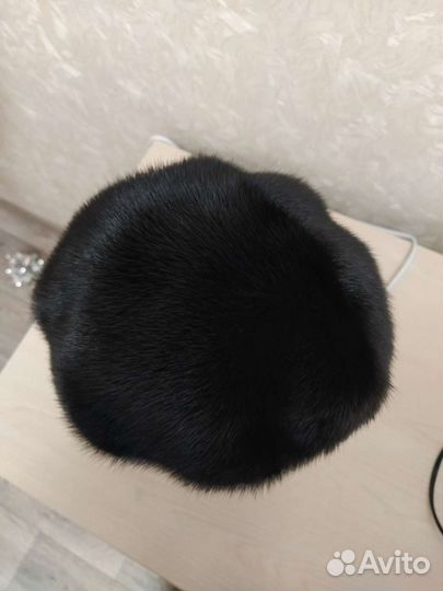 Женский норковый берет