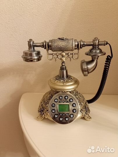 Ретро телефон