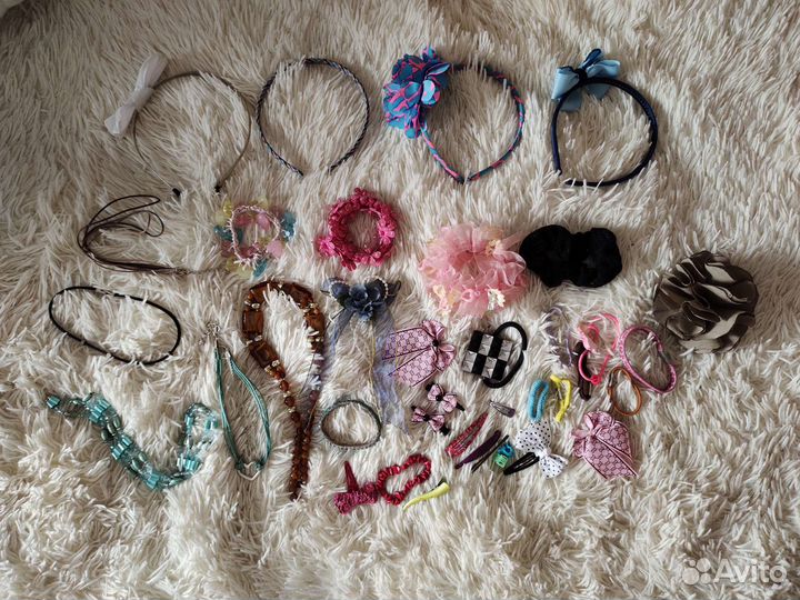 Ободки и резинки для волос