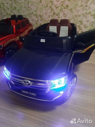 Детский электромобиль