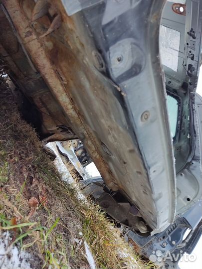 Панель задняя Range rover sport 2005-2012