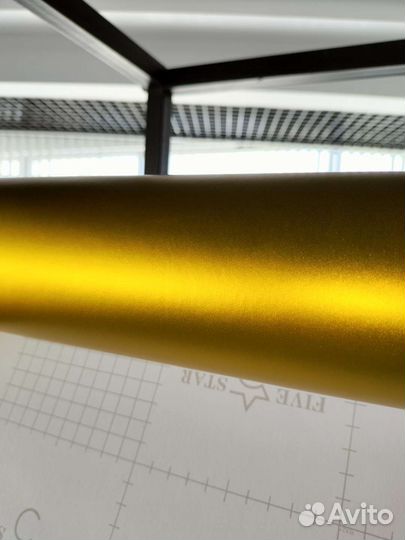 Виниловая пленка хром матовый золото