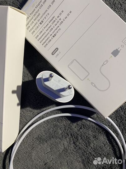 Быстрая зарядка для iPhone 20w
