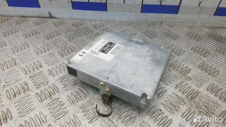 Блок управления двигателем Toyota RAV4