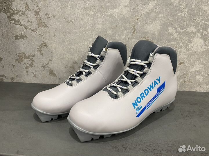 Лыжные ботинки 40 размер