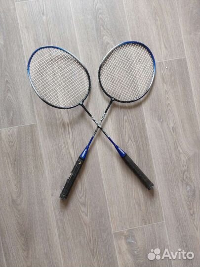 Ракетка для бадминтона
