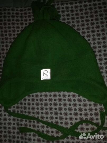 5 шапок и р. 46-50 и варежки демисезон/межсезонье