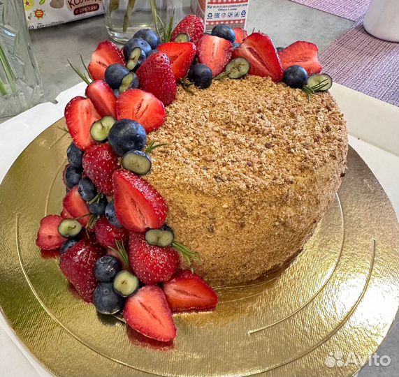 Торты,трайфлы,моти,меренговый рулет