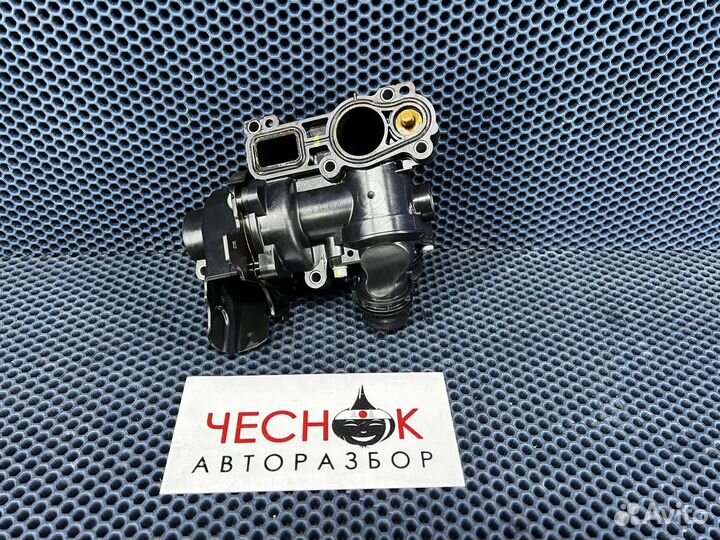 Помпа Термостат Tiguan Audi A5 Q5 A4 Passat CC